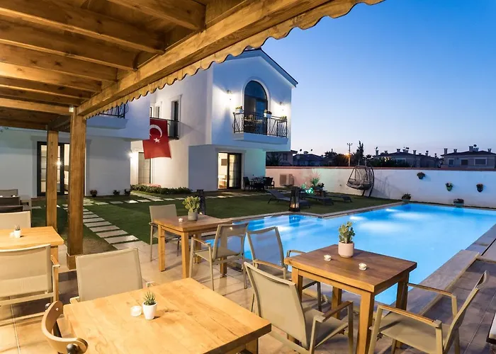 Julıetotel *